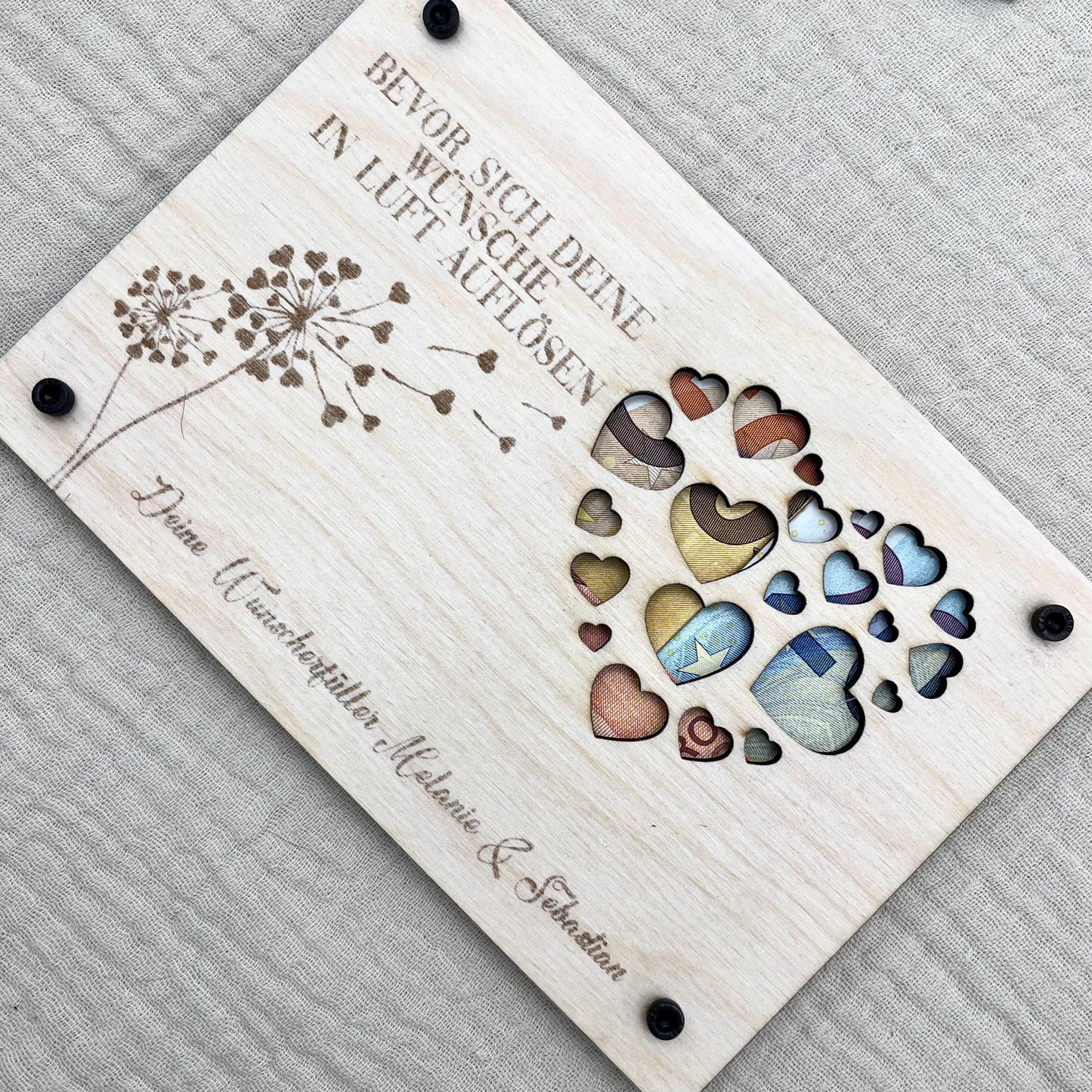 Geldgeschenk aus Holz personalisiert – Geschenk für Hochzeit, Geburtstag & Jubiläum