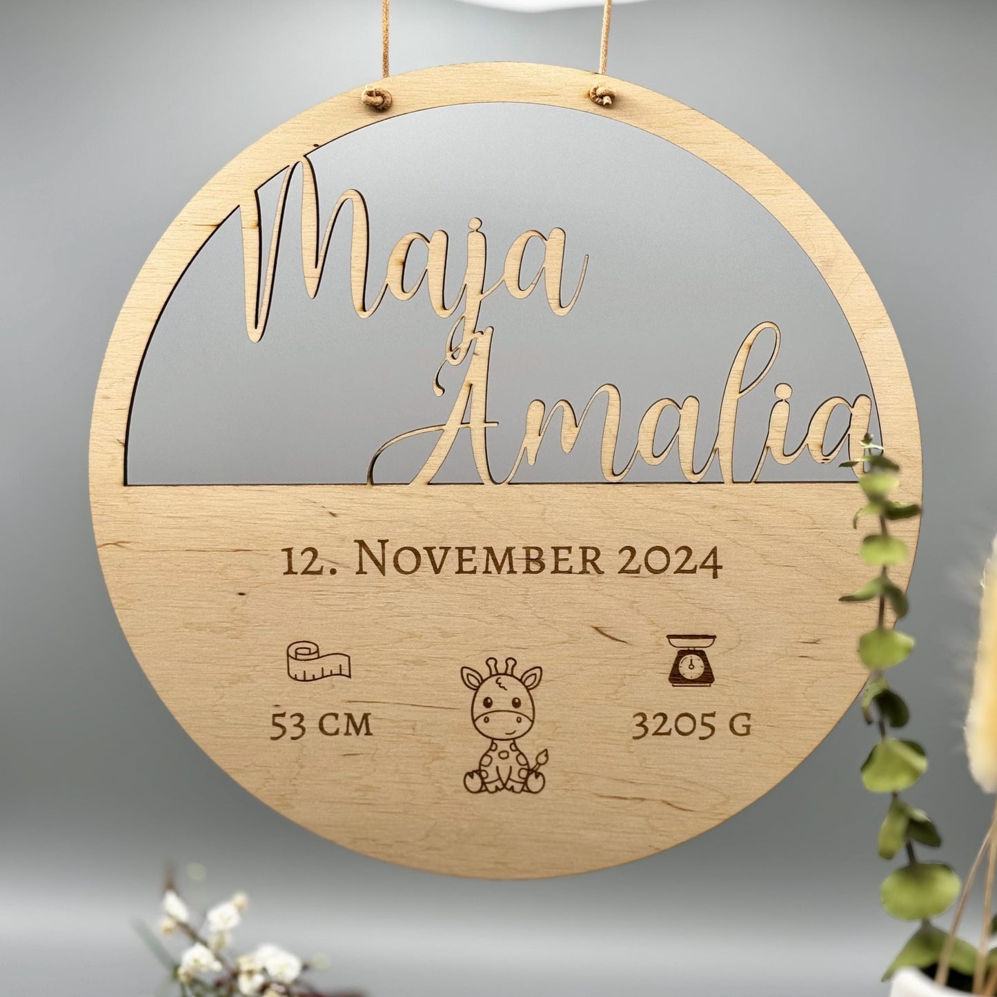 Personalisiertes Geburtsschild, Geschenk aus Holz mit Namen, Wanddeko, Namensschild oder Traumfänger, Geschenk Geburt & Taufe | ø 25 cm
