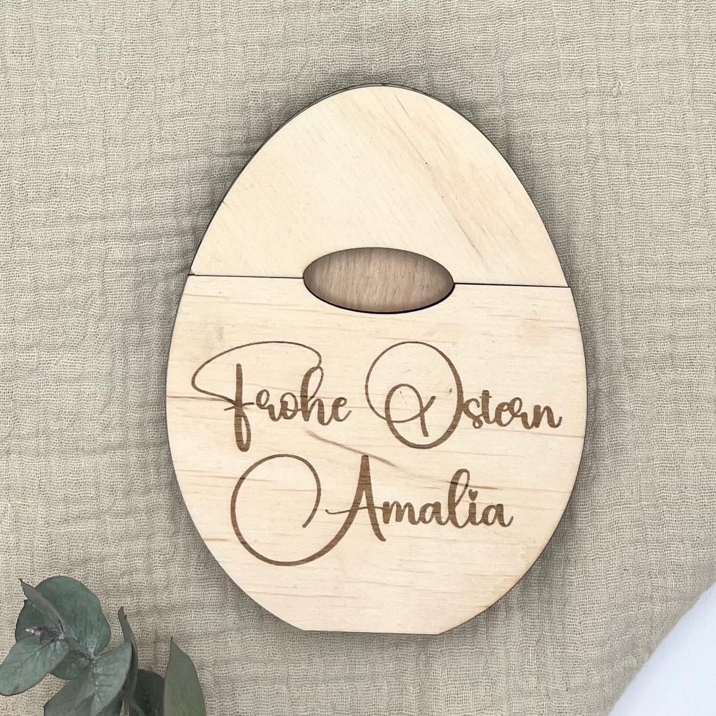 Osterei aus Holz – personalisiertes Geldgeschenk mit Gravur