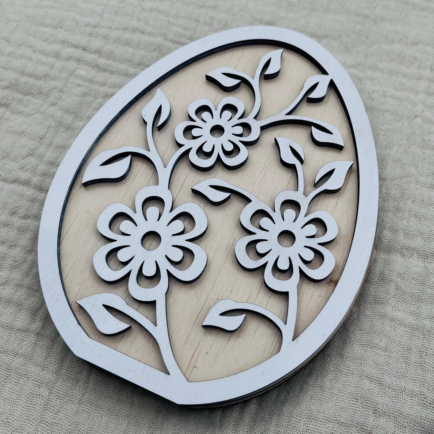 Osterei Geldgeschenk aus Holz Personalisiert & lackiert Ideal für Ostern, Geld sowie Gutscheinkarten haben Platz