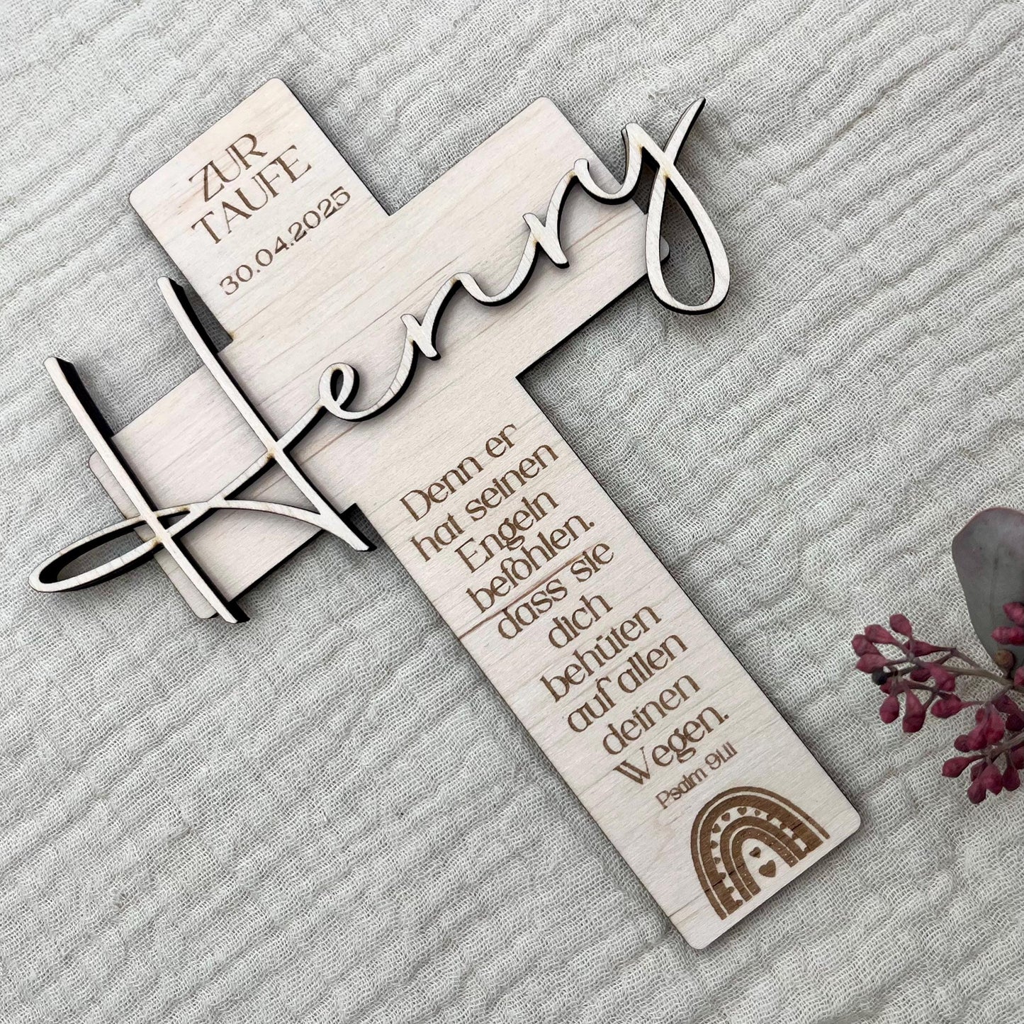 Personalisiertes Taufkreuz aus Holz – Geschenk & Erinnerung