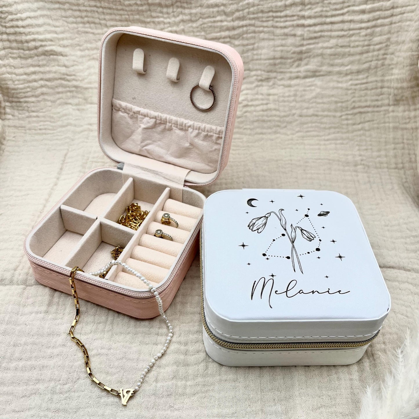 Personalisierte Schmuckbox Schmuckkästchen mit Monogramm & Namensgravur Schmuckaufbewahrung Geschenk für Mama, Freundin, Trauzeugin