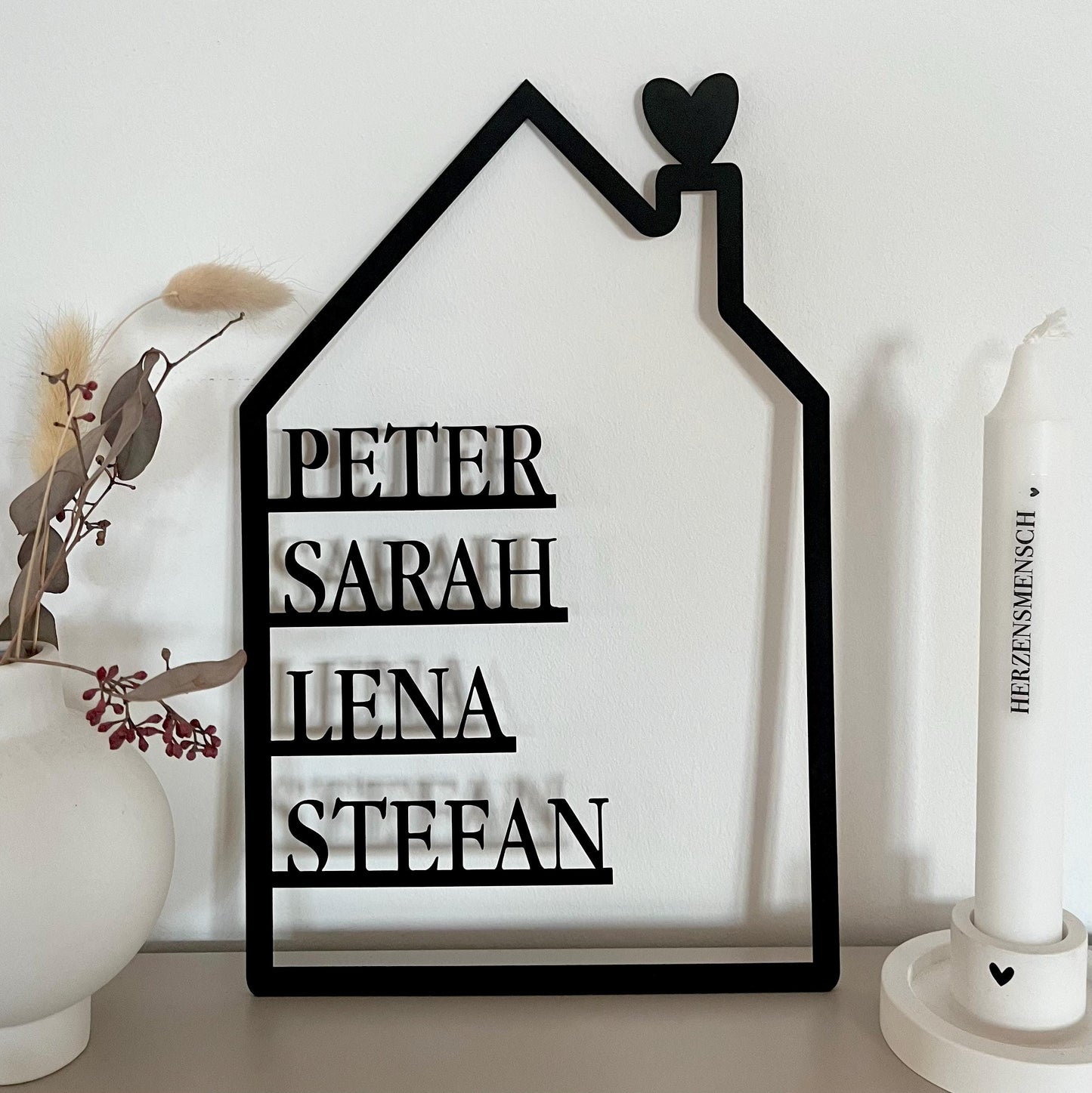 Geschenk zum Einzug & Familie Personalisiertes Schild Holzhaus mit Namen | Familiengeschenk | Richtfest Einweihungsgeschenk