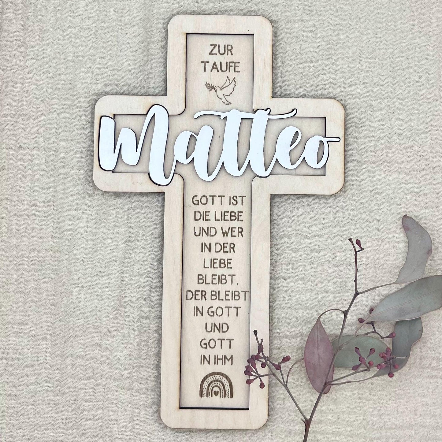 Taufkreuz aus Holz personalisiert – 3D-Rahmen mit Name, Datum & Taufspruch