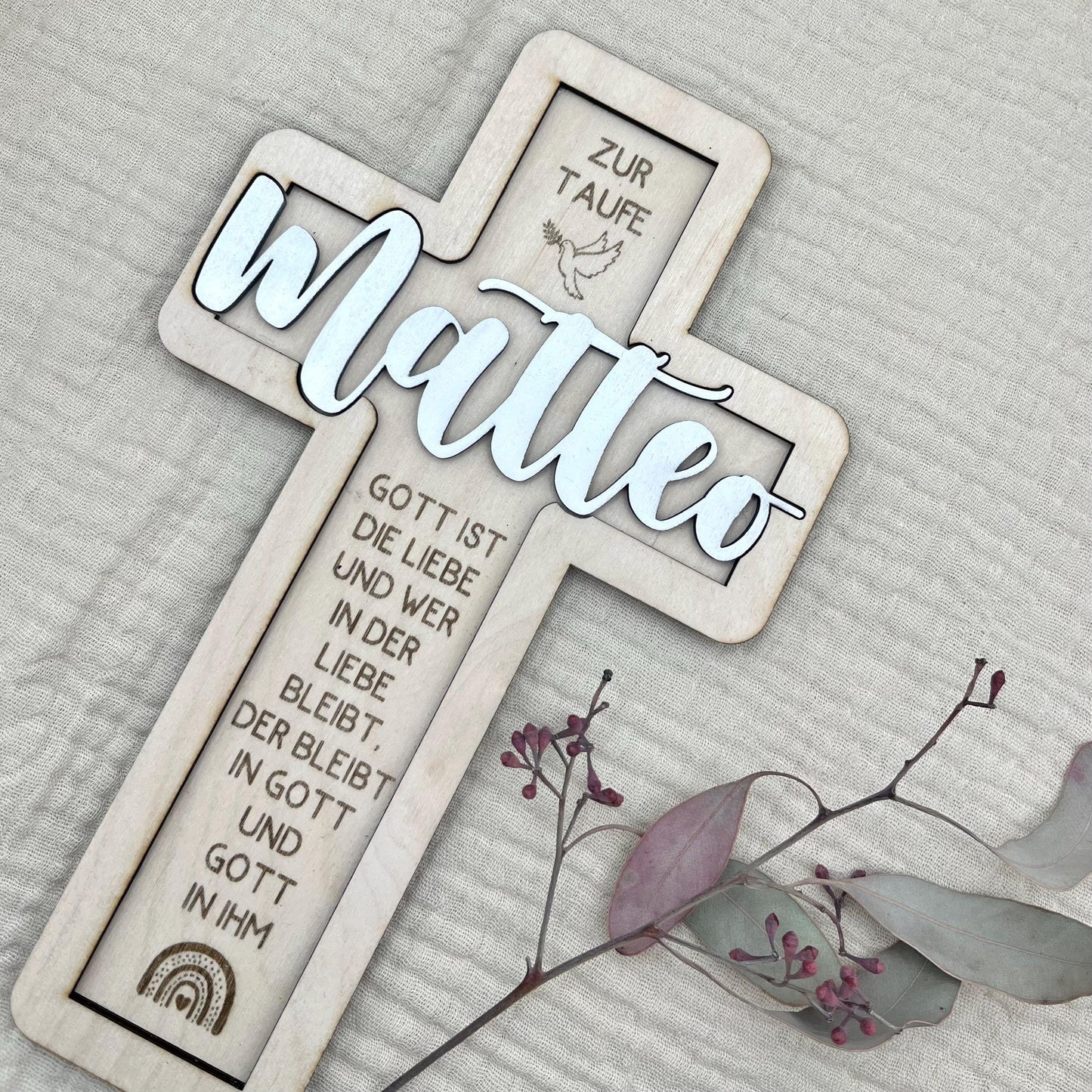 Taufkreuz aus Holz personalisiert – 3D-Rahmen mit Name, Datum & Taufspruch