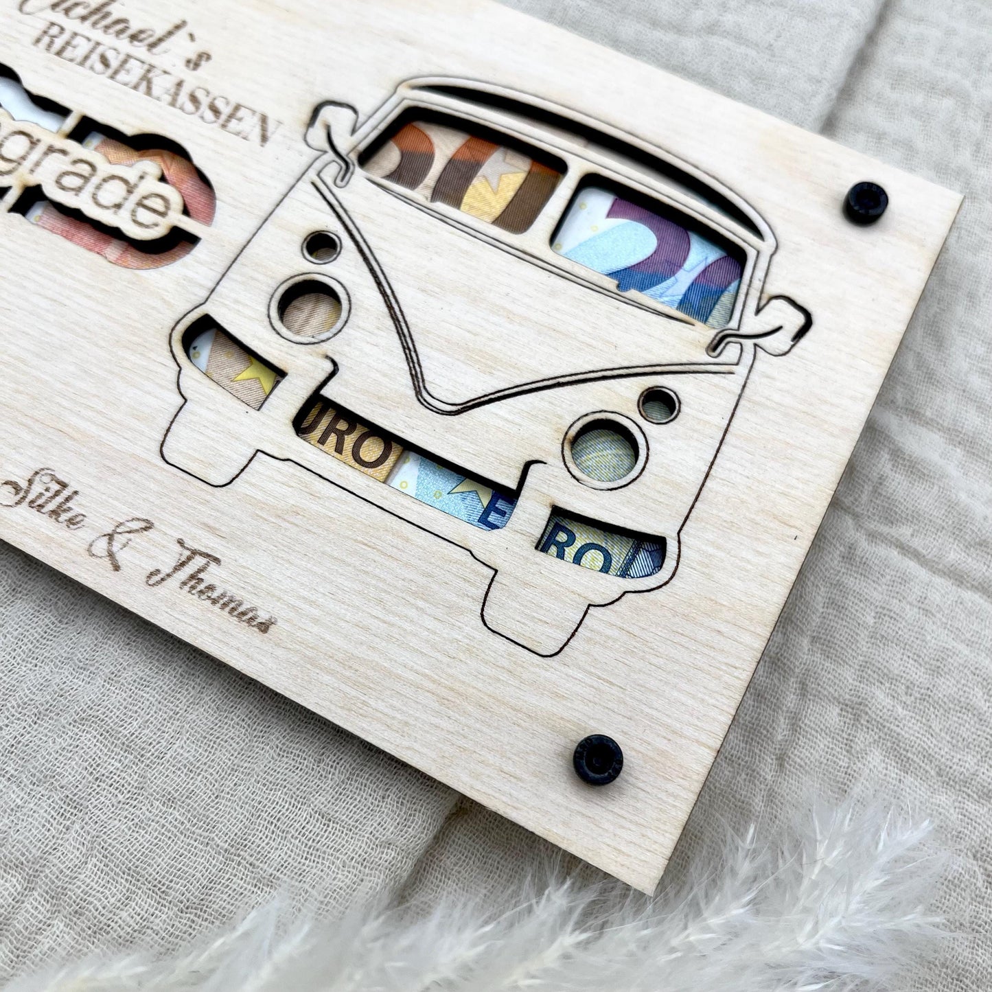 Geldgeschenk aus Holz personalisiert – VW Bulli Design für Hochzeit, Geburtstag & Jubiläum