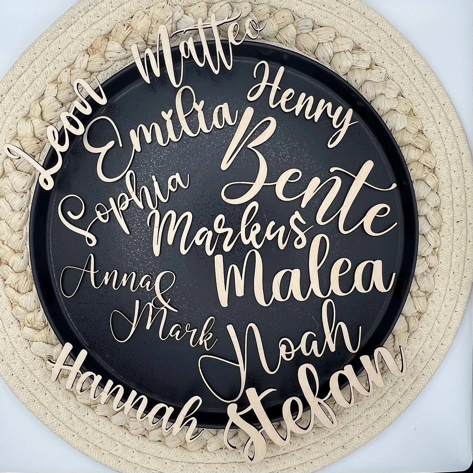 Platzkärtchen Schriftzug Name aus Holz 5 mm Personalisierte Tischdekoration Hochzeit, Taufe, Geburtstag, Weihnachten, Feste Birkenholz