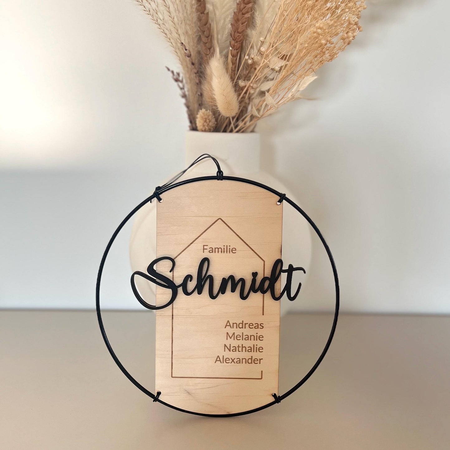 Türschild Familie personalisierte geschenkideen minimalistisch & modern Holz Metallring Nachname mit 3D Effekt individueller Türkranz