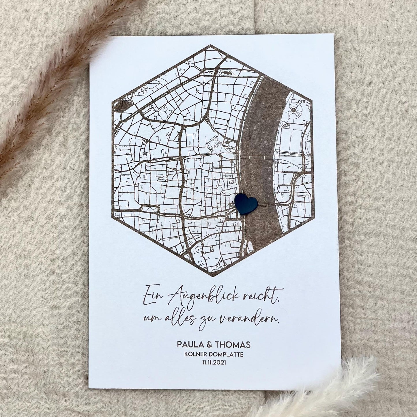 Personalisierte Koordinatenkarte aus Holz – stilvolle Wanddeko & Geschenk