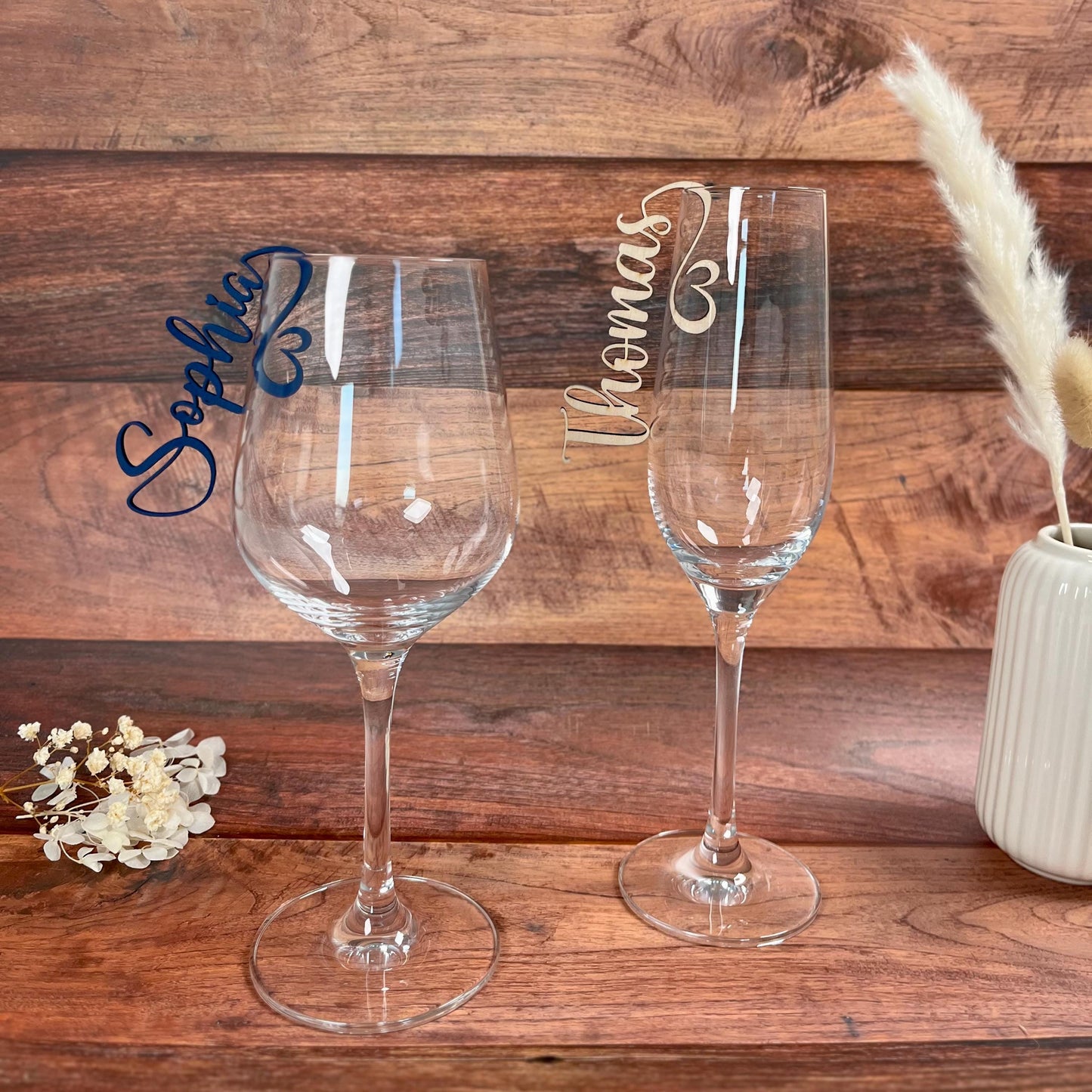 Platzkarten Holz für Gläser - Personalisiertes Namensschild Tischkarte | Tischdeko Hochzeit, Taufe, Geburtstag | Schriftzug Name aus Holz