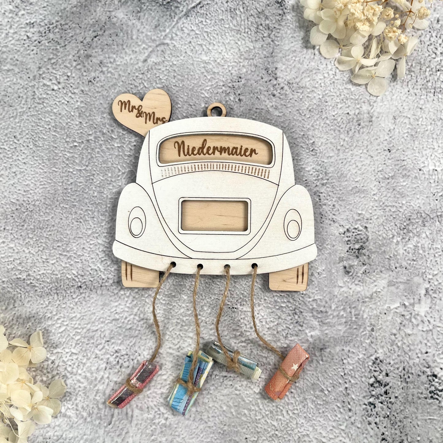 Hochzeitsauto Geldgeschenk aus Holz – personalisiertes Hochzeitsgeschenk mit Namen & Datum