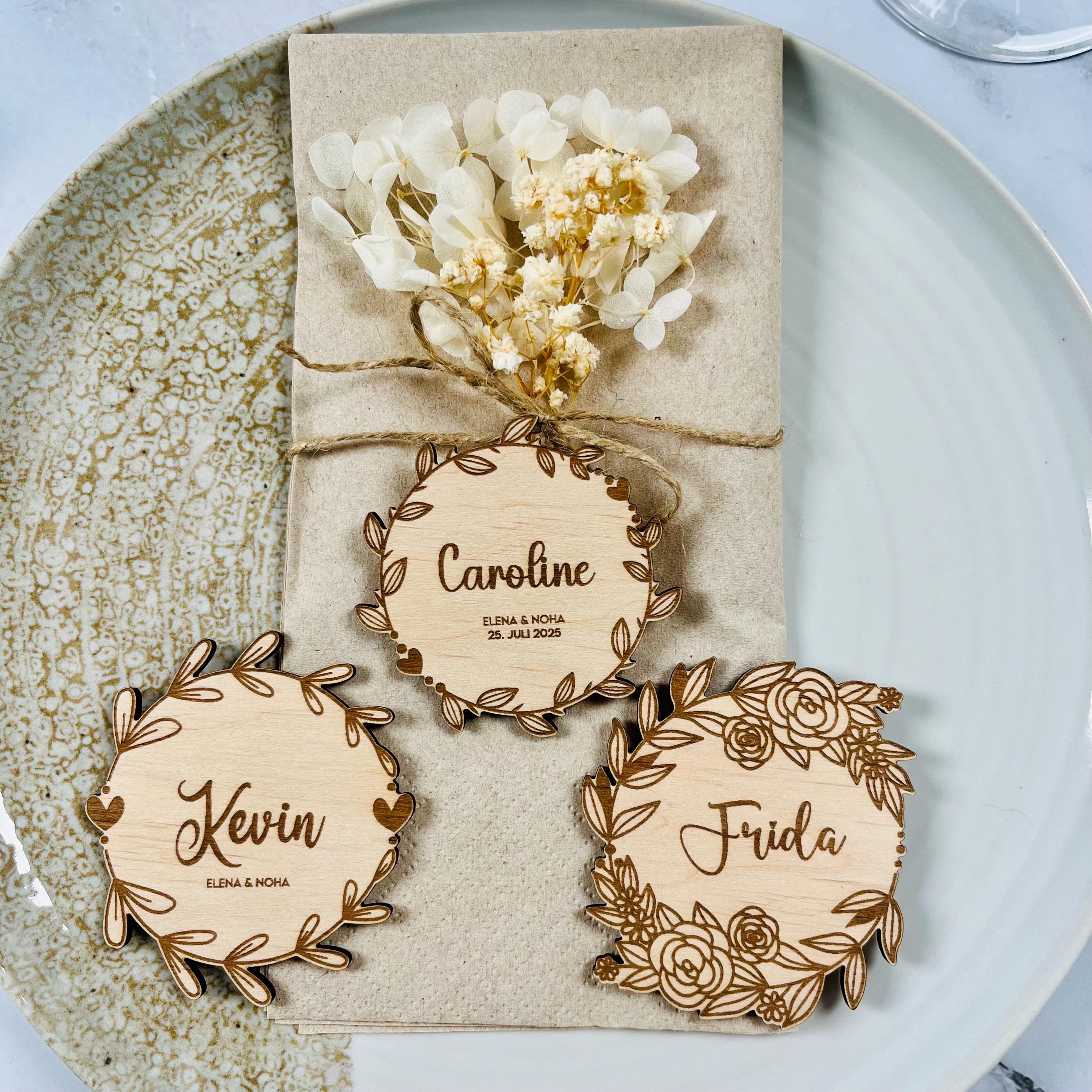 Platzkarten Holz Hochzeit Tischkarten personalisiert Sitzplan Namensschilder Taufe Kommunion Geburtstag Tischdeko Gäste mit Gravur
