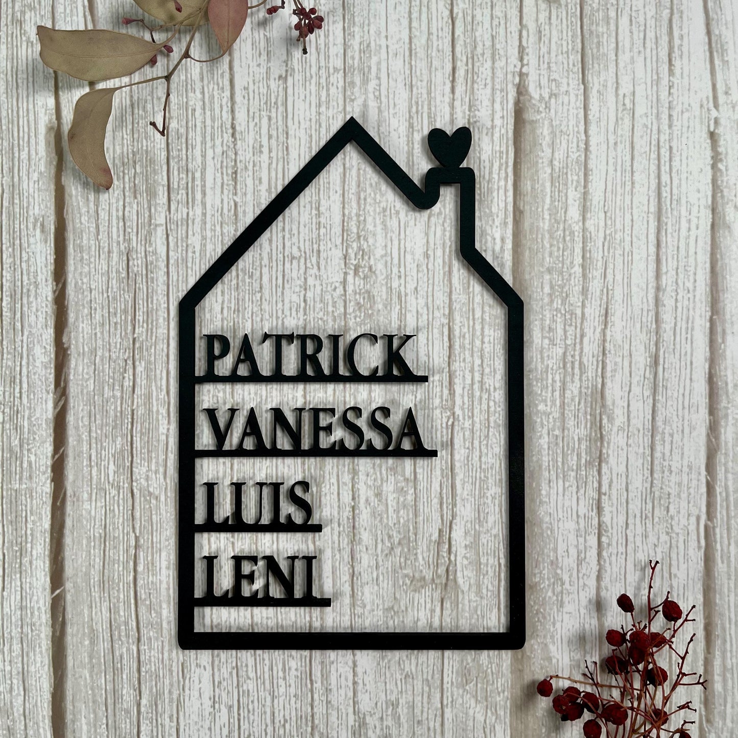 Geschenk zum Einzug & Familie Personalisiertes Schild Holzhaus mit Namen | Familiengeschenk | Richtfest Einweihungsgeschenk