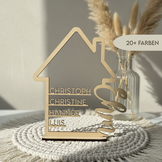 Familienschild Familienhaus aus Holz personalisiert – Geschenk zur Hochzeit, Einzug & Familie