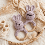 Baby-Rassel Hase Modern personalisiert – Hauptansicht