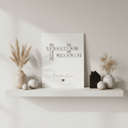 Scrabble Geschenk Familie aus Holz personalisiert – Steine mit Familiennamen ausgelegt