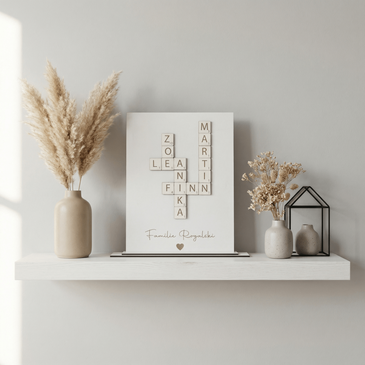 Scrabble Geschenk Familie aus Holz personalisiert – Größenvergleich der Holzsteine