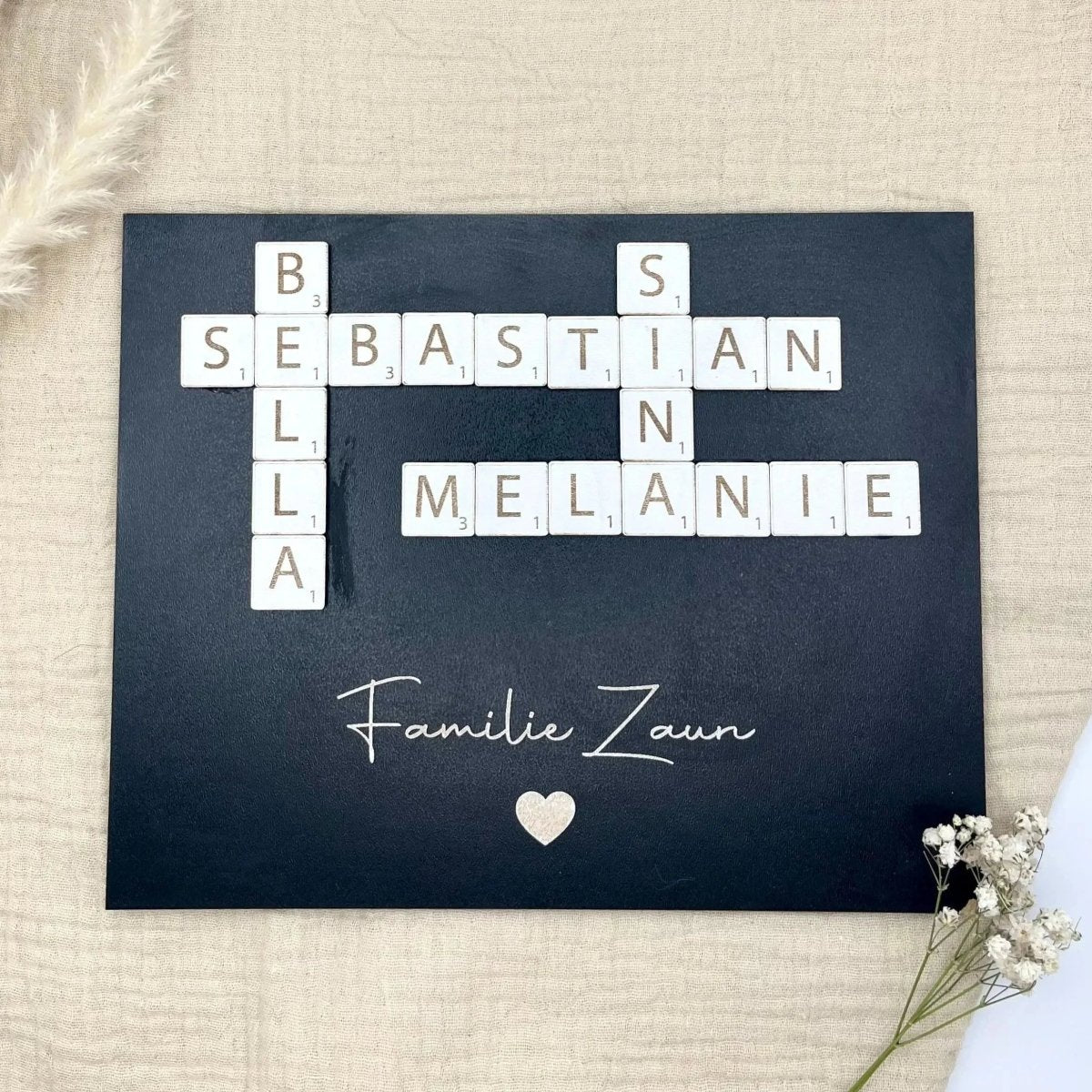 Familien Scrabble | Personalisiertes Geschenk für die Familie - LaserArt Germany