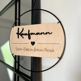 Familienschild personalisiert aus Holz und Metall | Türkranz Familienschild - LaserArt Germany