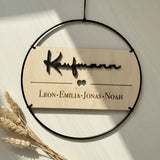 Familienschild personalisiert aus Holz und Metall | Türkranz Familienschild - LaserArt Germany