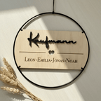 Familienschild personalisiert aus Holz und Metall | Türkranz Familienschild - LaserArt Germany