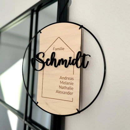 Familienschild personalisiert aus Holz und Metall | Türschild Familie - LaserArt Germany