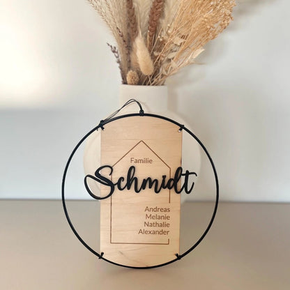 Familienschild personalisiert aus Holz und Metall | Türschild Familie - LaserArt Germany