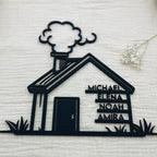 Familienschild personalisiert in Hausform | Geschenk zum Einzug - LaserArt Germany