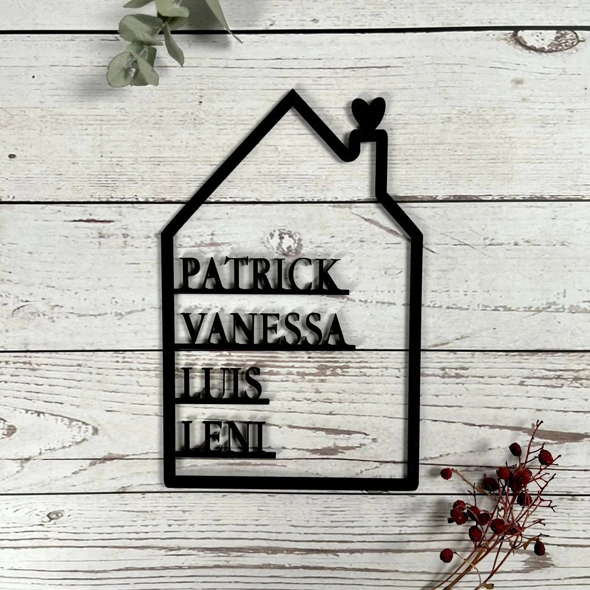 Familienschild personalisiert mit Vornamen aller Familienmitglieder - LaserArt Germany