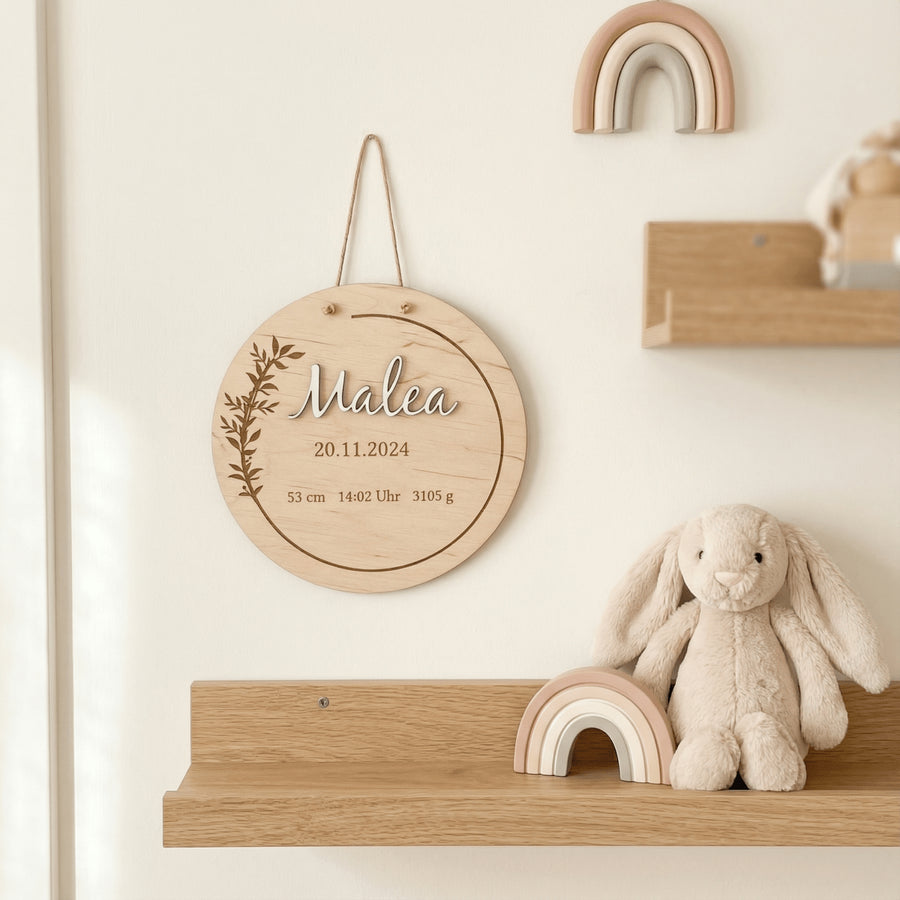 Geburtsschild aus Holz mit Geburtsdaten | graviert - LaserArt Germany