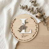 Geburtsschild aus Holz personalisiert | 3D - Monogramm mit Rose & Daten zur Geburt - LaserArt Germany