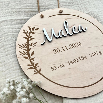 Geburtsschild aus Holz personalisiert mit Name und Daten - LaserArt Germany