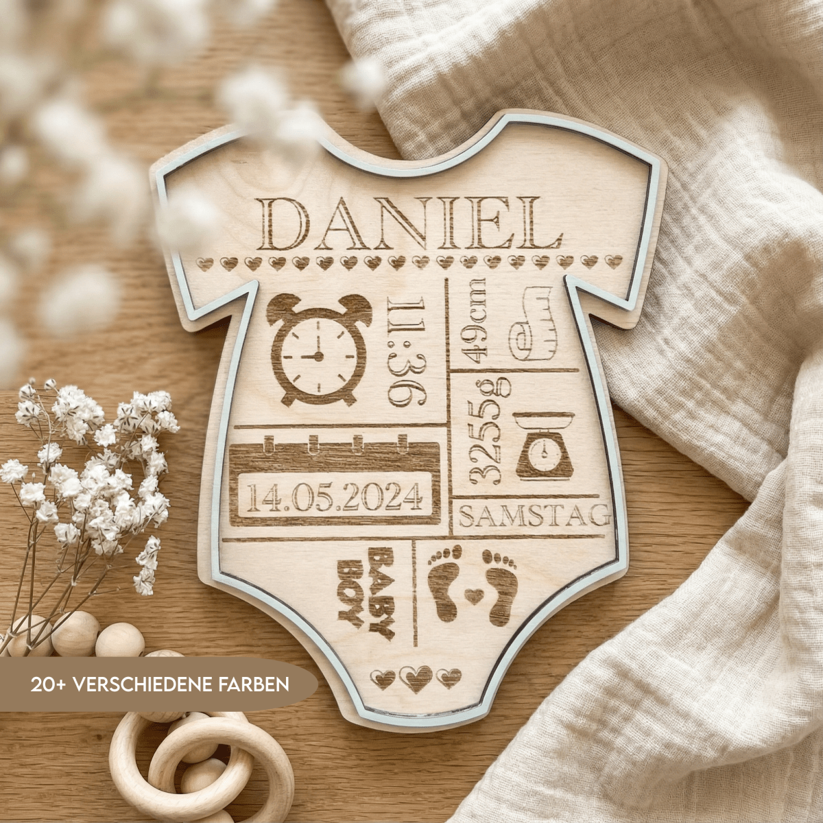 Geburtsschild Strampler | Geburtsgeschenk personalisiert aus Holz - LaserArt Germany
