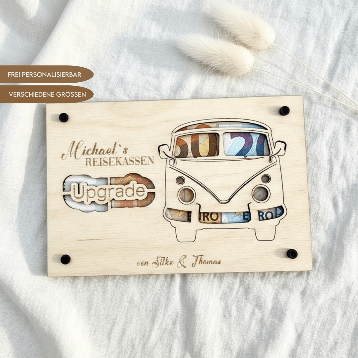 Geldgeschenk VW Bulli aus Holz personalisiert – Hauptansicht