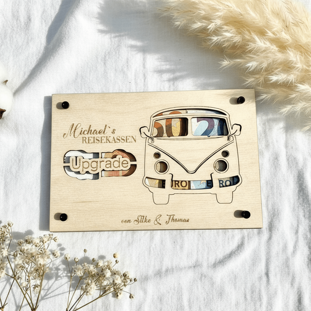 Geldgeschenk VW Bulli aus Holz personalisiert – Geldscheinhalterung im Detail
