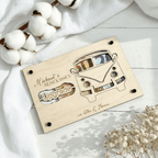 Geldgeschenk VW Bulli aus Holz personalisiert – In der Geschenkverpackung