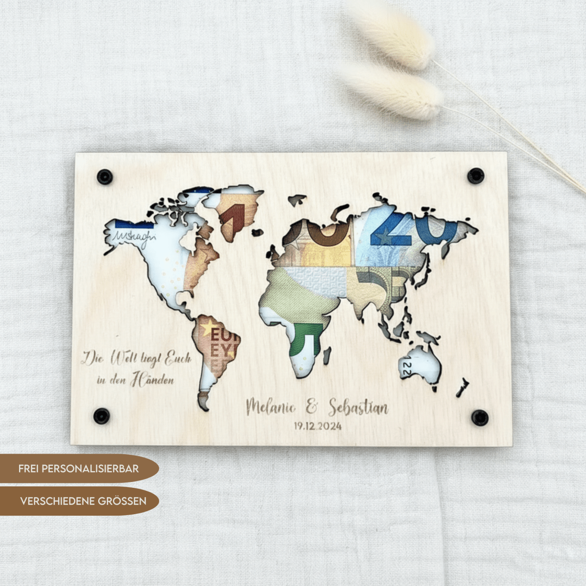 Geldgeschenk personalisierter Wunscherfüller Holz - Weltkarte - LaserArt Germany