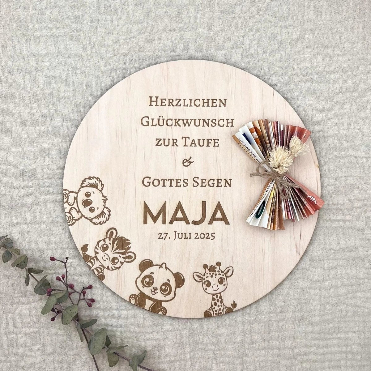 Geldgeschenk zur Taufe aus Holz personalisiert – mit Name, Datum & Spruch - LaserArt Germany