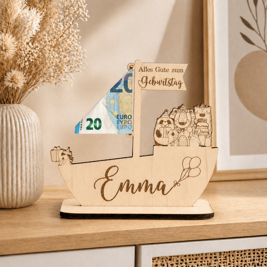 Geldgeschenk zur Taufe Schiff aus Holz | personalisiert - LaserArt Germany