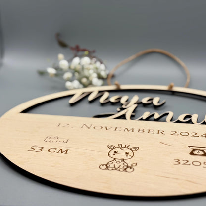 Personalisiertes Geburtsschild, Geschenk aus Holz mit Namen, Wanddeko, Namensschild oder Traumfänger, Geschenk Geburt & Taufe | ø 25 cm