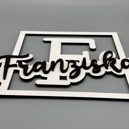 Namensschild aus Holz personalisiert – Geschenk zur Babyparty & Babyzimmer Deko