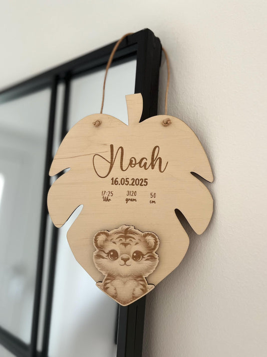 Personalisiertes Geschenk zur Geburt Geburtsschild mit Name & Geburtsdaten zur Taufe  Holzschild mit 3D Tiermotiv inkl. Lederband