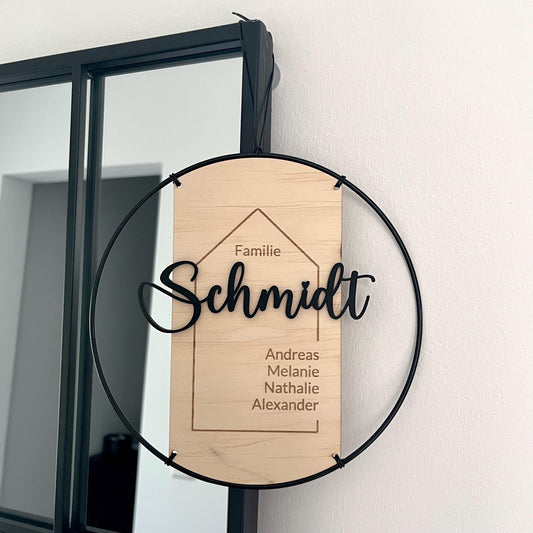 Türschild Familie  personalisierte geschenkideen  minimalistisch & modern  Holz Metallring Nachname mit 3D Effekt individueller Türkranz