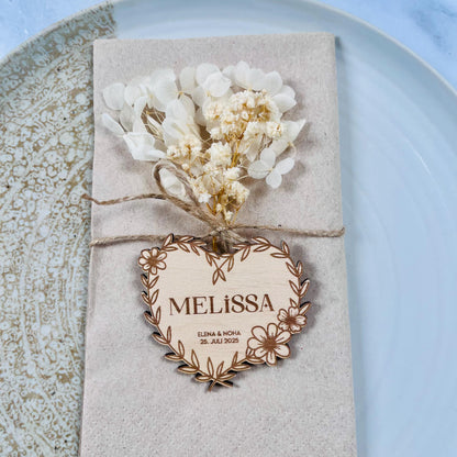Platzkarten Holz Hochzeit  Tischkarten personalisiert  Sitzplan Namensschilder Taufe Kommunion Geburtstag  Tischdeko Gäste mit Gravur