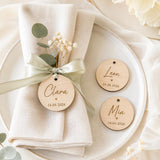 Holzanhänger personalisiert graviert | Platzkarten Hochzeit Holz rund & Herz 5 cm | Namensanhänger Tischkarten | Gastgeschenk Anhänger