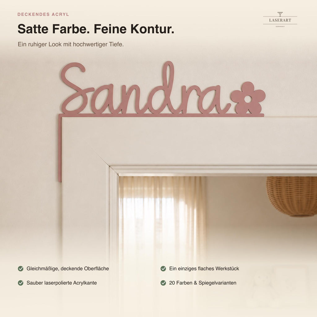 Namensschild Sandra in Rosa-Acryl für den Türrahmen mit Blumen-Symbol, deckende Oberfläche