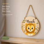 Rundes Namensschild Birkenholz mit Name Noah und Löwenmotiv, personalisiertes Türschild Kinderzimmer