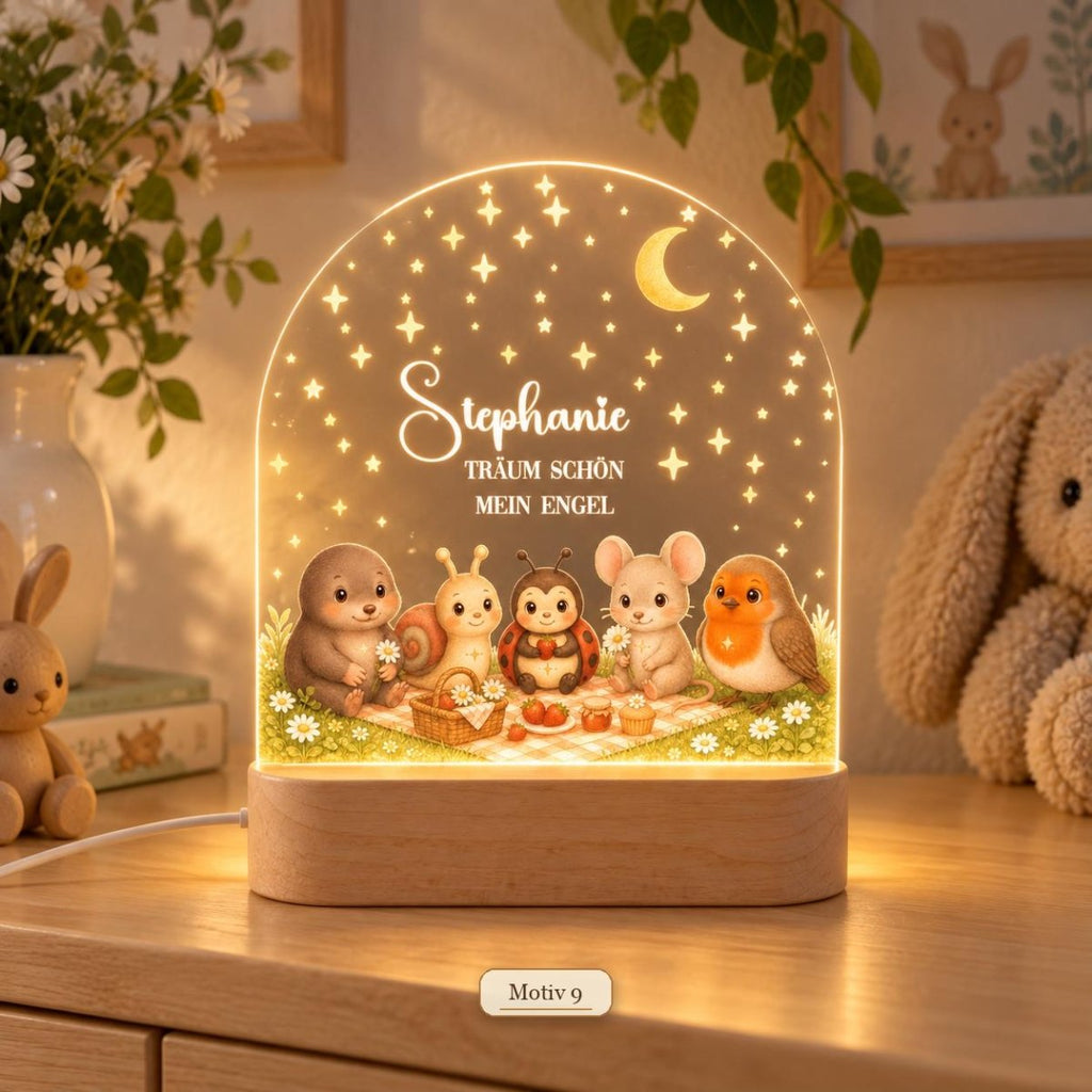 Night light with picnic motif of otter, snail, ladybug, mouse and robin, name Stephanie