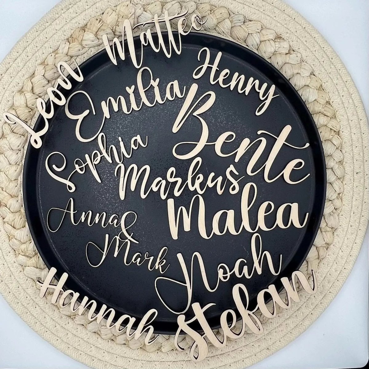 Namensschild aus Holz Platzkarte Schriftzug | 5mm - LaserArt Germany