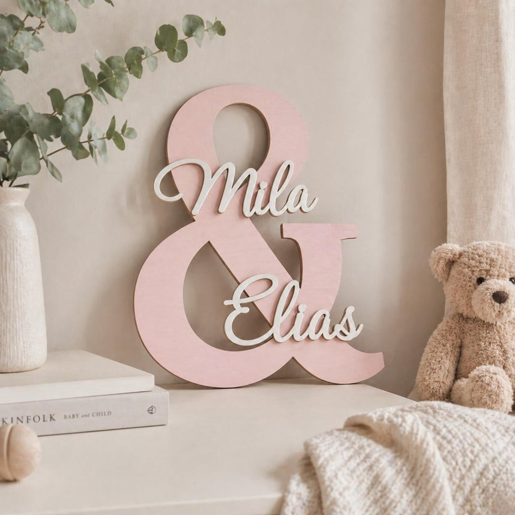 & Namensschild für Paare aus Holz | personalisiert mit zwei Namen - LaserArt Germany